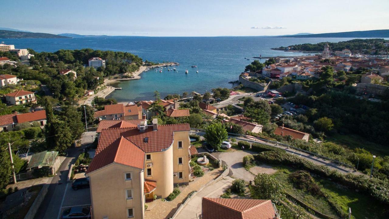 Franko & Ana Krk Town